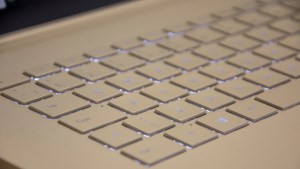 microsoft_surface_book_2_15in_review_-_keyboard
